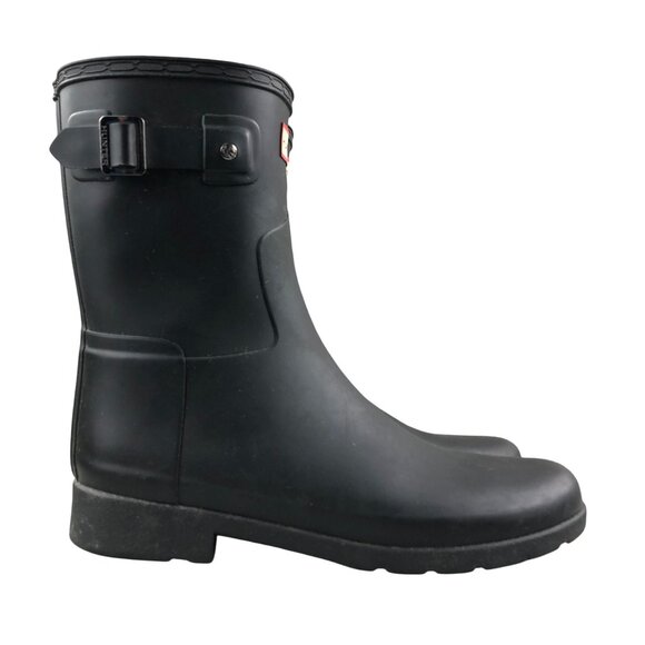 Hunter Women's Size 10 Refined Black Closed Toe Mid-Calf Short Rain Boots - Picture 1 of 16